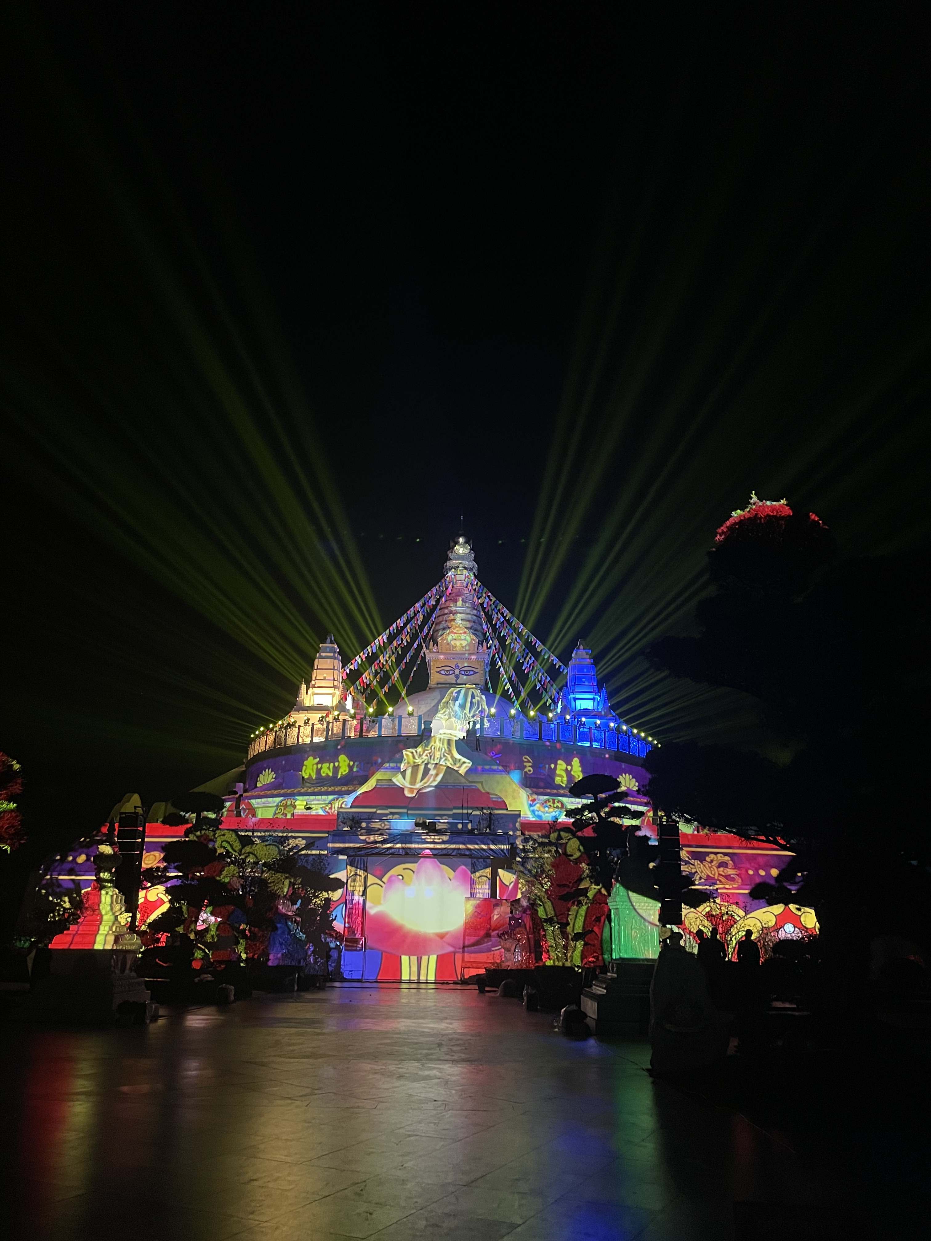 Màn Hình LED + Mapping Facade Tòa Nhà Văn Phòng: Giải Pháp 2026
